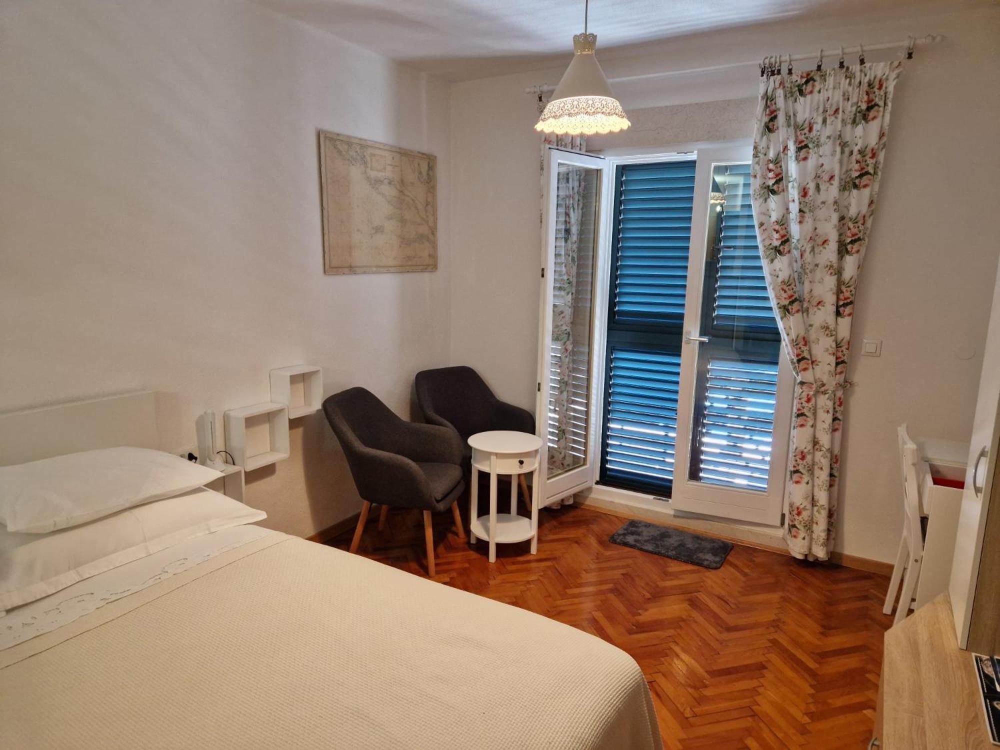 Studio Apartment Riva Sumartin Exterior foto